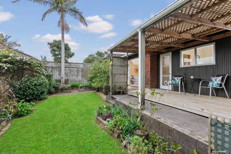 2/131 Landscape Road Mount Eden_4