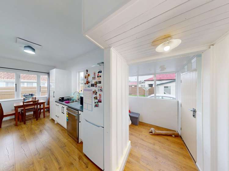 2 Koromiko Avenue Roslyn_8