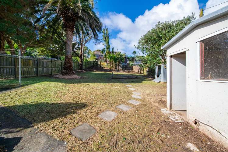 68 Vodanovich Road Te Atatu South_13