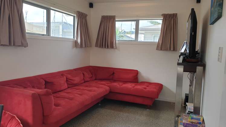 222b Given Avenue Whangamata_11