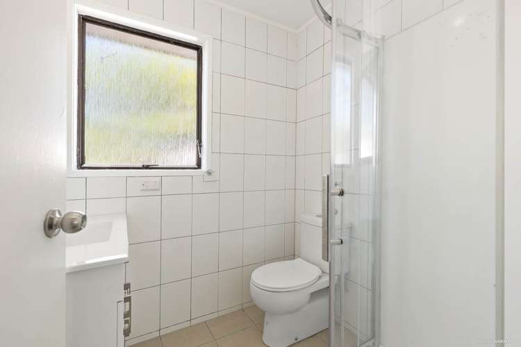 47 Sikkim Crescent Clover Park_12