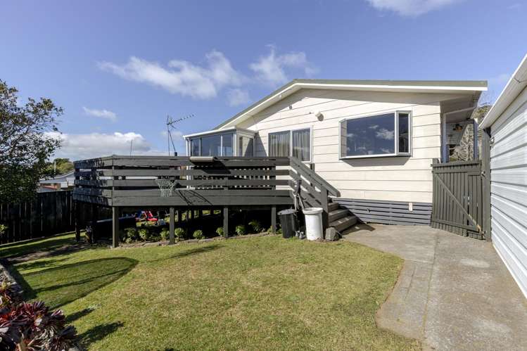 35 Riversdale Drive Merrilands_4