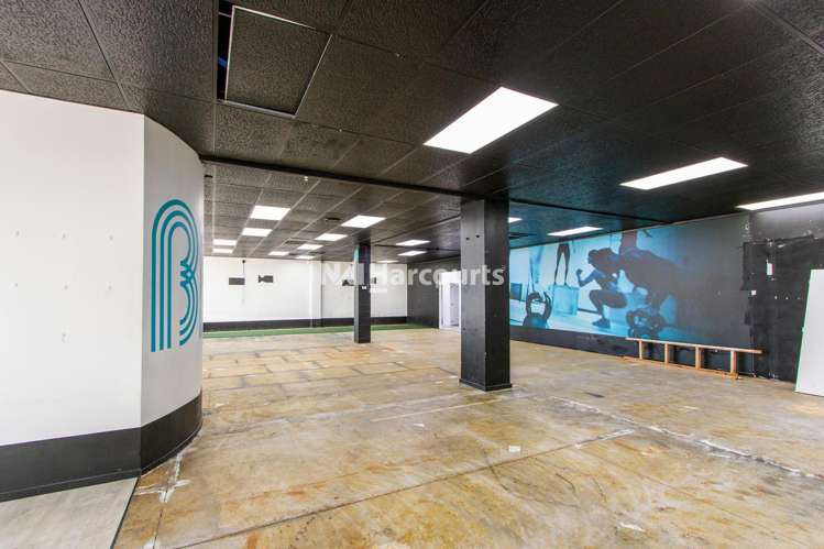 Shop 2-3/84-90 Mokoia Road Birkenhead_6