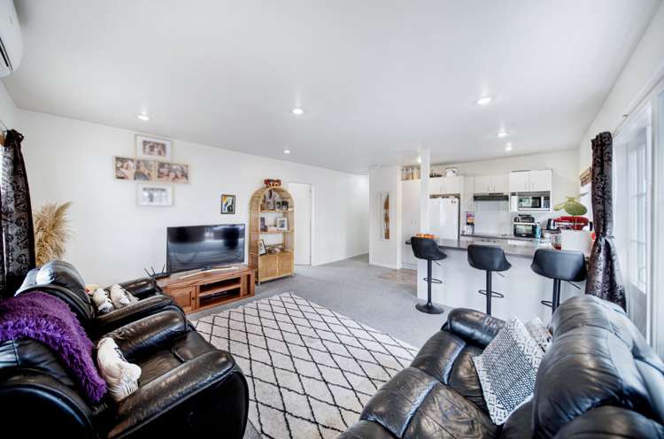 141 Portage Road Mangere East_6