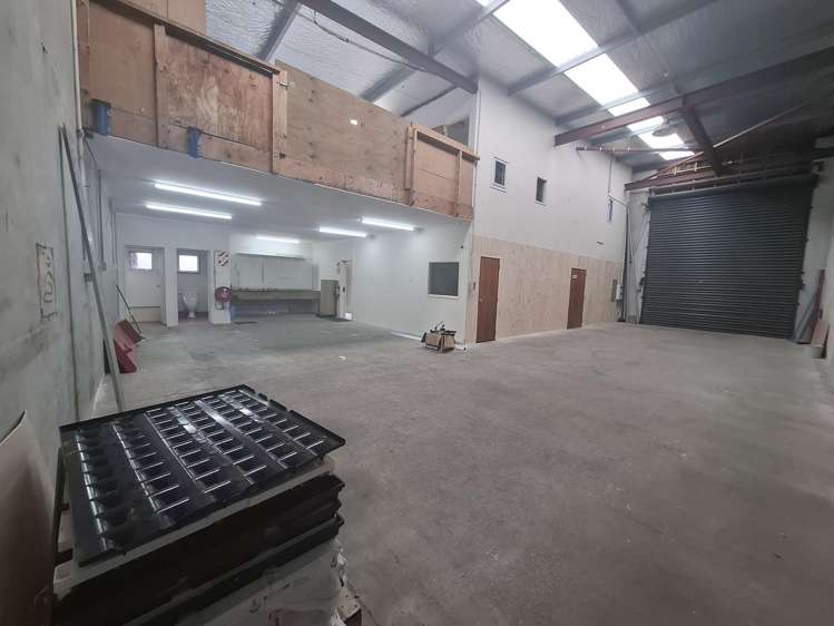 E/12 Paramount Drive Henderson_3