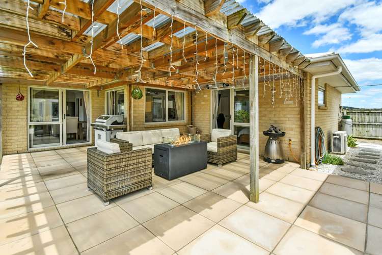 68 Kowhai Avenue Kaiaua_13