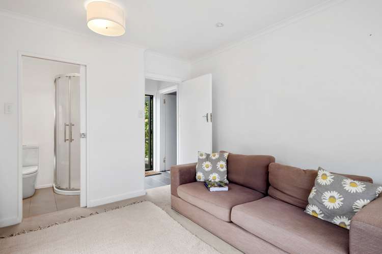 29 Thornicroft Road Waitati_17