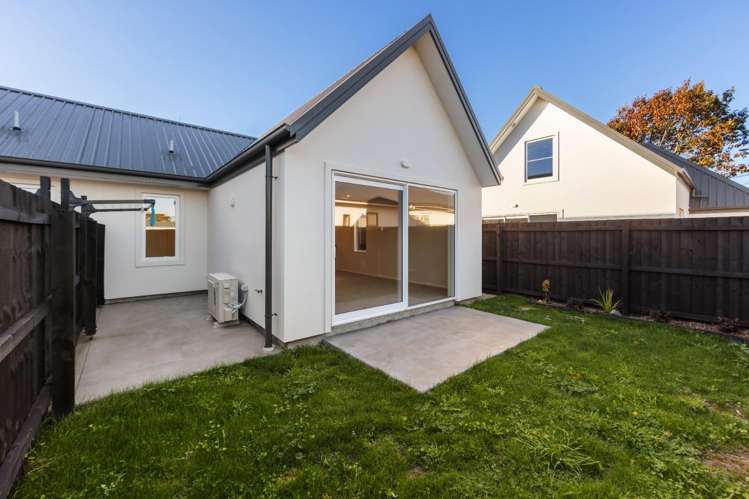 4/209 Hastings Street East_0