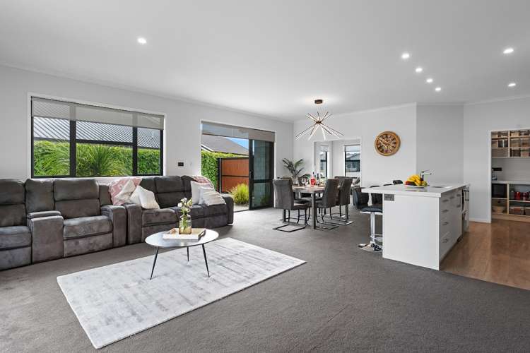 65 Puhirake Crescent Pyes Pa_12