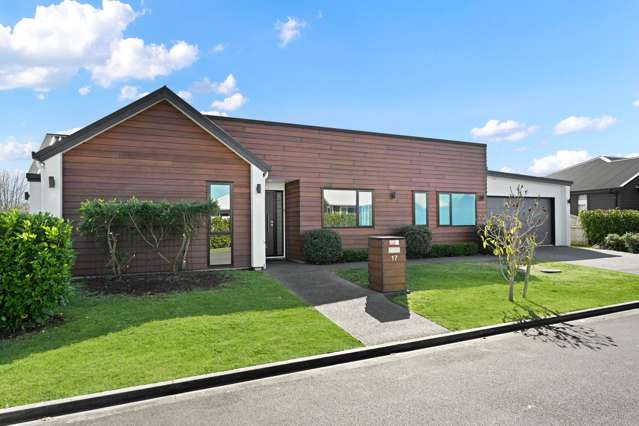Style in Sought-After Flagstaff