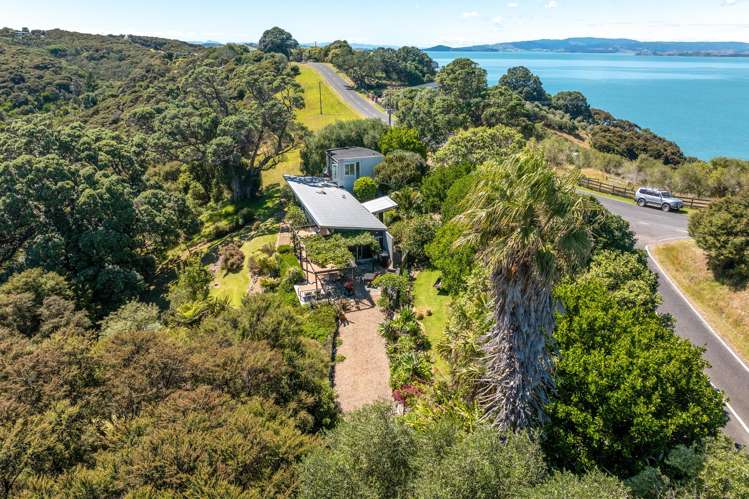 1 Rothschild Terrace Waiheke Island_30