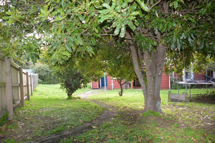 11 Bruce Terrace Akaroa_16