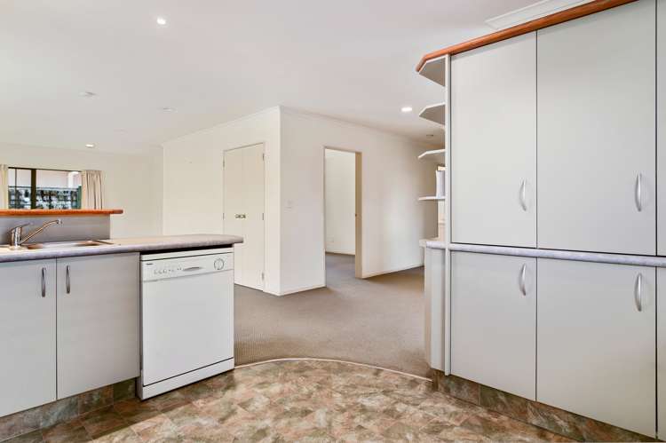 24/285 Vaughan Road Owhata_7