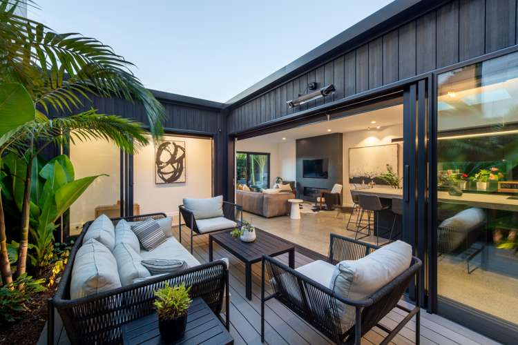 285a Beach Road Campbells Bay_13