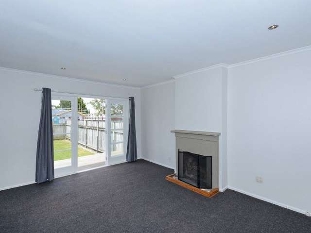 2/20 Camp Street Silverstream_3