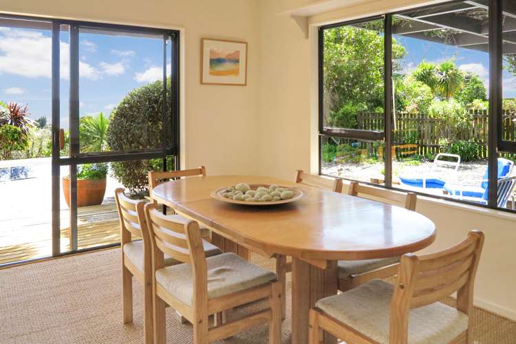 38 Lookout Road Parapara_6