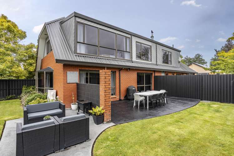 10 Pyatt Place Redwood_36