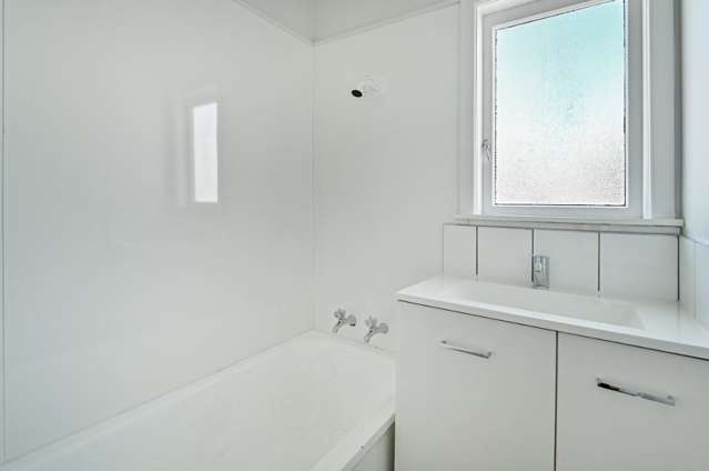 934A Oliphant Road Raureka_3