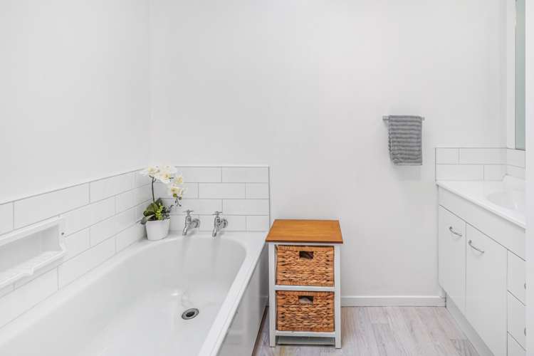 192 Whatawhata Road Dinsdale_12