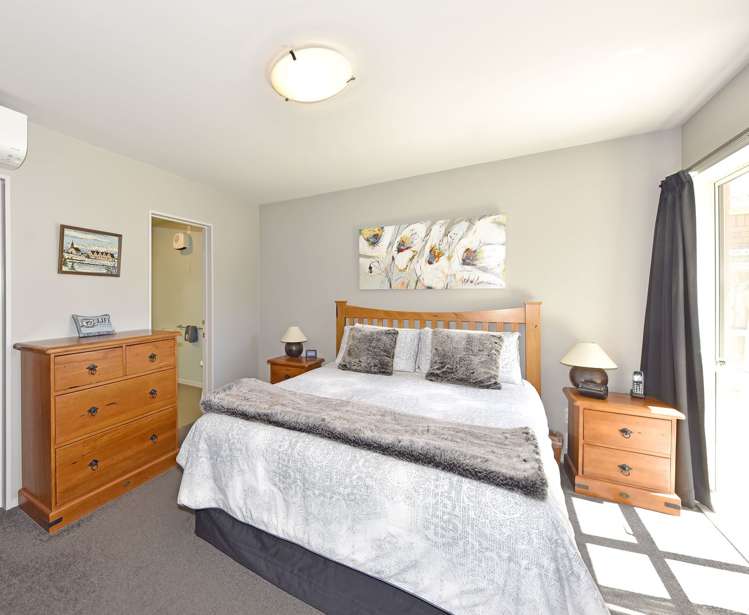 11 Thornwood Place Redwood_16