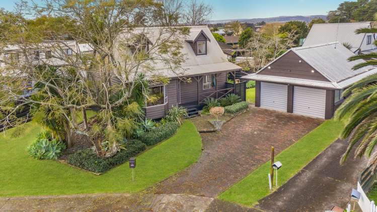 38 Pinehurst Place Wattle Downs_11