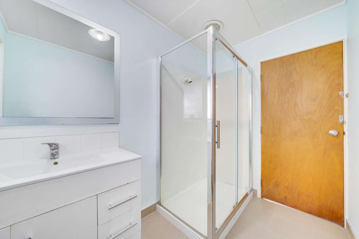 1 Heathberry Close_5
