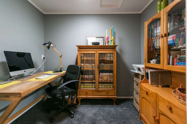 66 Hetley Crescent Taradale_15