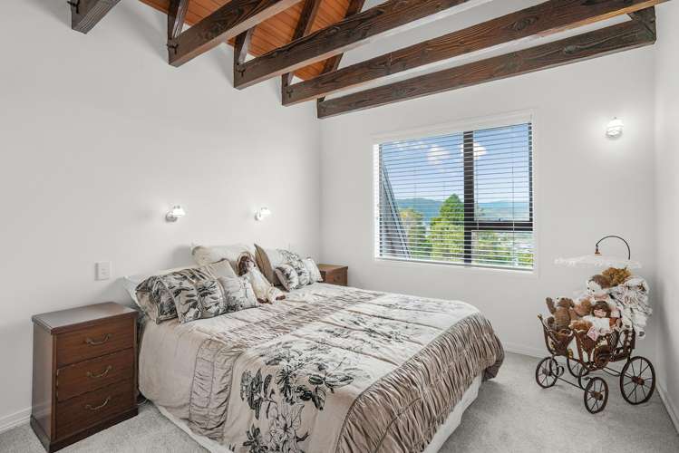 59 Miromiro Road Normandale_18