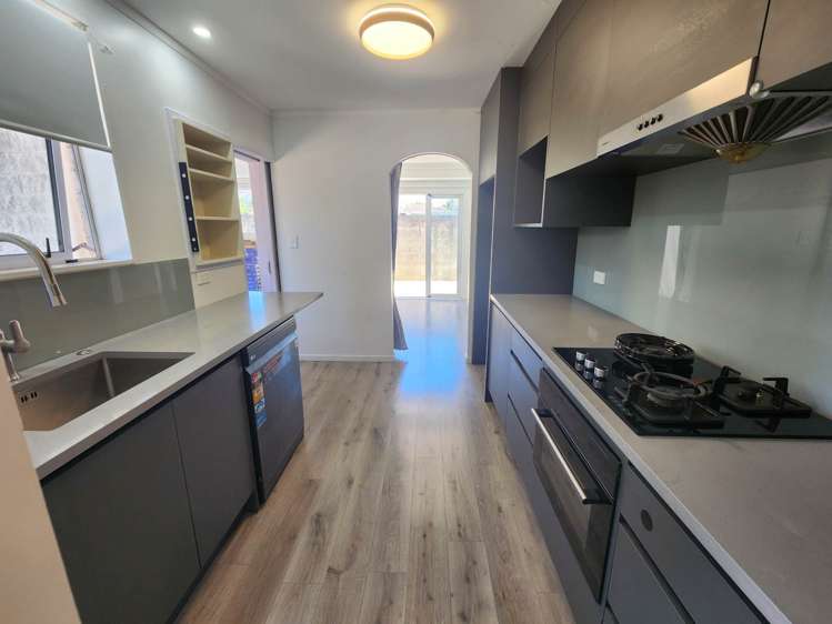 2/15 Stratford Avenue_5