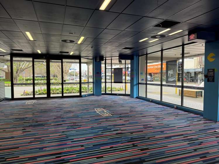 4 Broadway Avenue City Centre_6