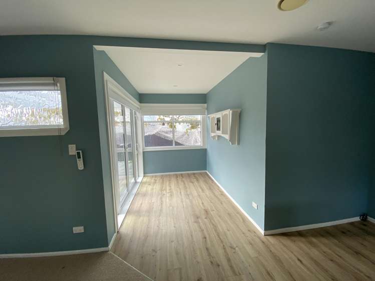 697 Worcester Street Linwood_4