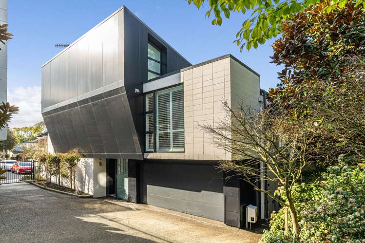 70 Scarborough Terrace Parnell_37