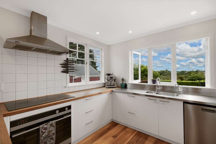 89 Dignan Street Point Chevalier_8