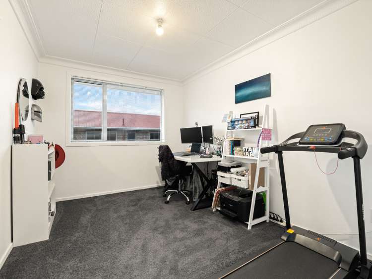 8 Strode Street Halfway Bush_12