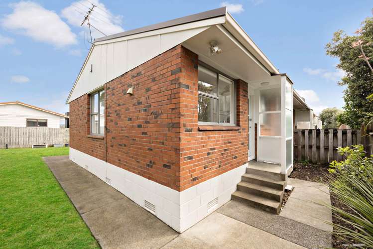 5/1 Fifth Avenue Mt Albert_9