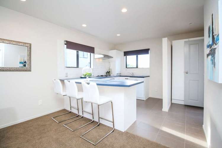 14/36 West Coast Road Glen Eden_7