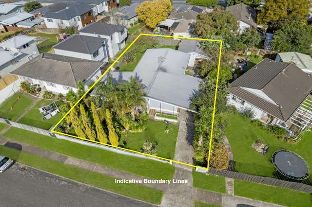 Must-Sell Do-Up: Unlock this Property's Potential!