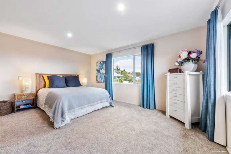 2 Van Dyke Place West Harbour_11