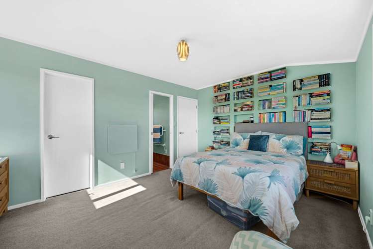 30 Oaktree Avenue Browns Bay_12