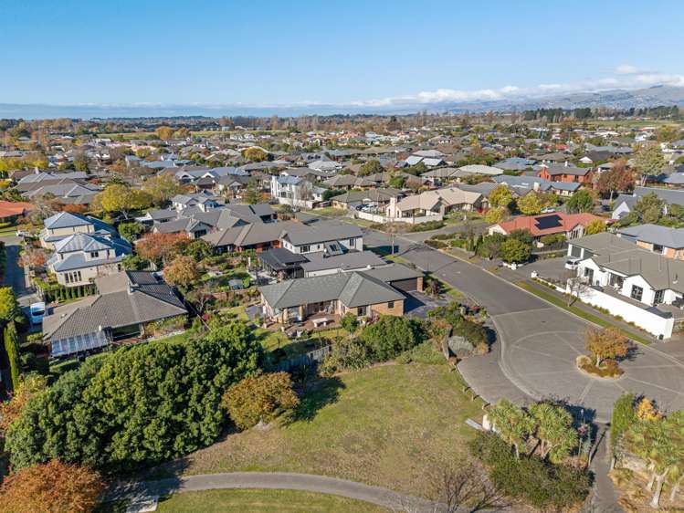 76 Fairway Drive Shirley_26