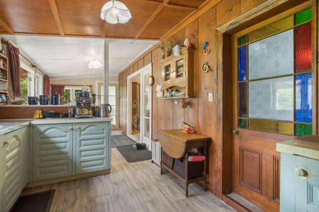 10A Queen Street Waikino_3