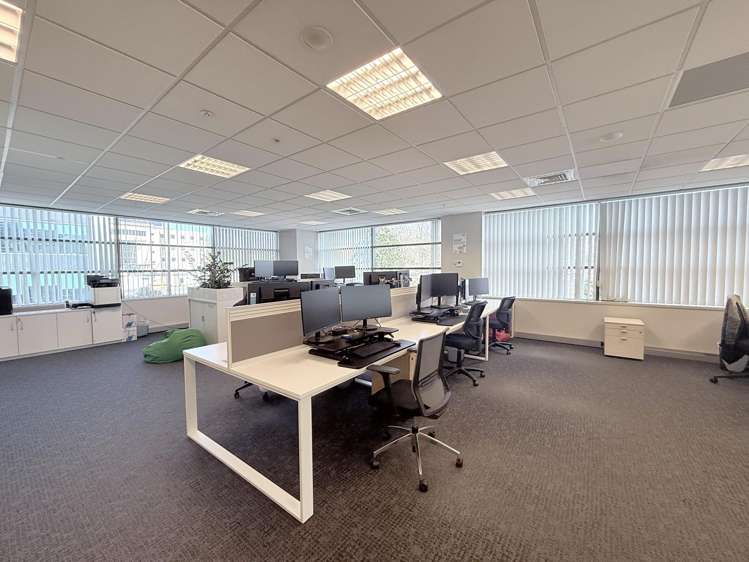 Level 2,61 Constellation Drive Albany_2