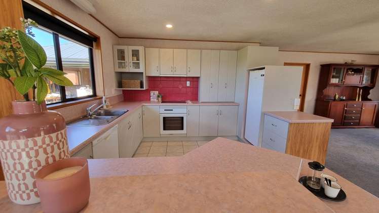 7 Drury Street West Colac Bay_4