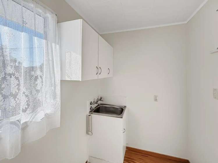 9 Matata Street Blockhouse Bay_12