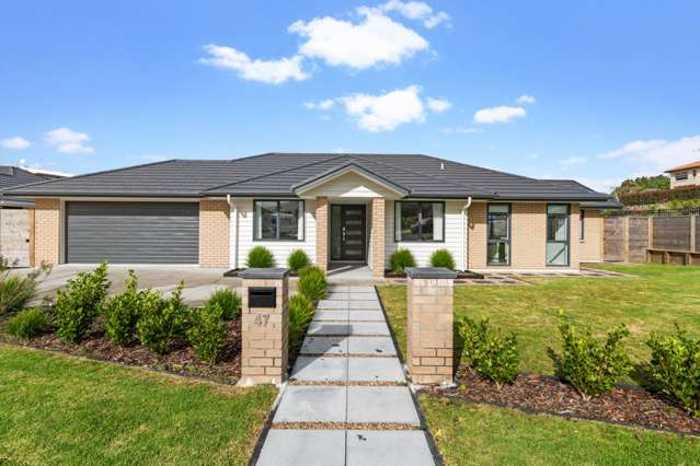 47 Couldrey Crescent Red Beach_1