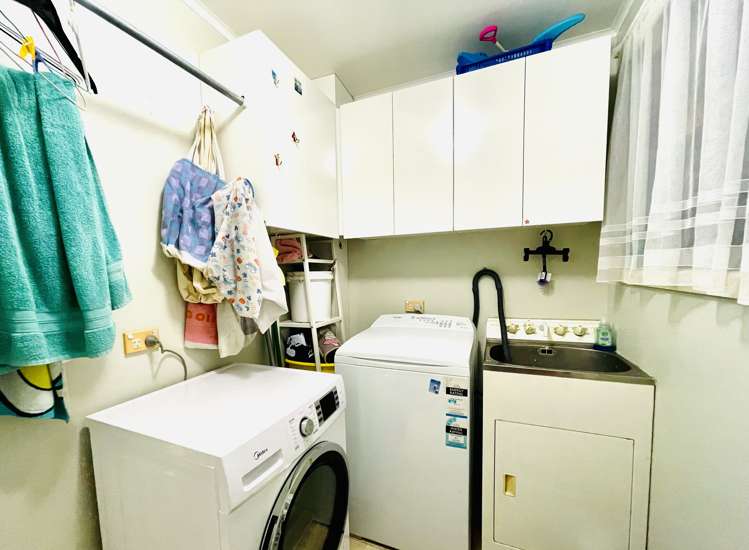 89 Saddleback Rise Murrays Bay_13