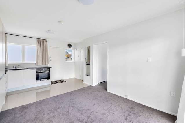 12/56 View Road Mount Eden_2