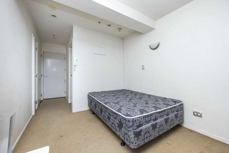 707/17 Vogel Lane Auckland Central_7