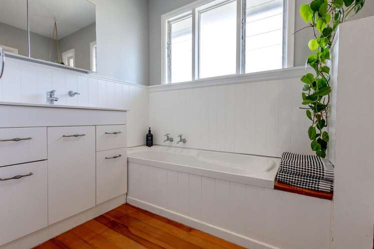 38 Main North Road Woodend_21