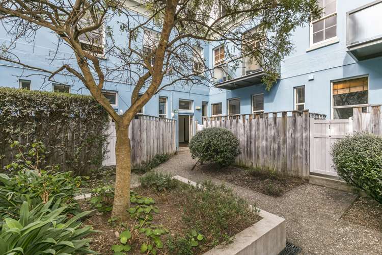 3/30 Hanson Street Mount Cook_7